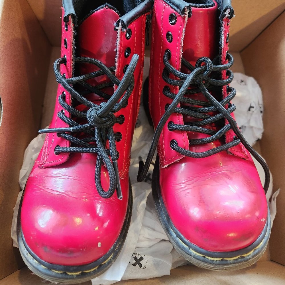 Adorable red Doc Marten shortie boots size 8